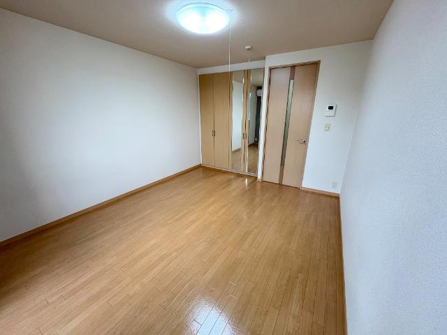 ルミナス松山の内装|室内