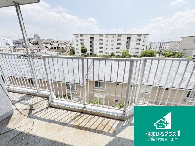 ■フルーレ藤阪３号棟■中古マンション■のバルコニー