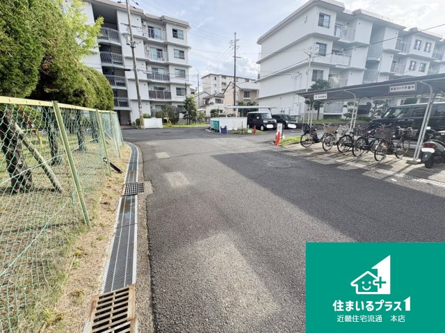 ■フルーレ藤阪３号棟■中古マンション■の駐輪場