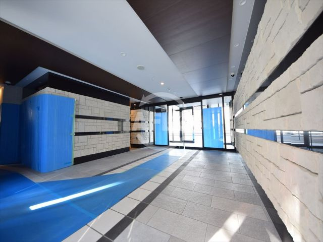 アドバンス大阪ドーム前アヴェニールのロビー|アドバンス大阪ドーム前アヴェニール　きれいなロビー