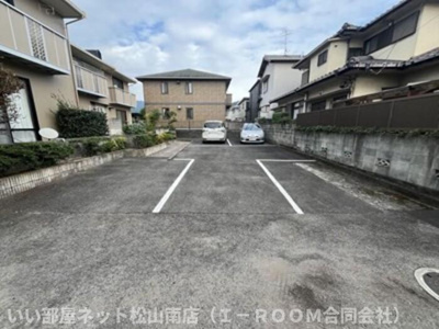 【駐車場】 | メゾンド濵田