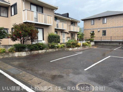 【駐車場】 | メゾンド濵田