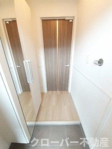 サンルミエール　Ⅰの玄関