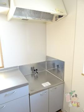 さにぃてらす０３参番館のキッチン|コンロスペース