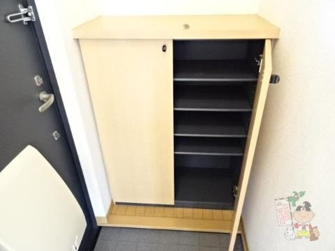 さにぃてらす０３参番館の収納|シューズボックス