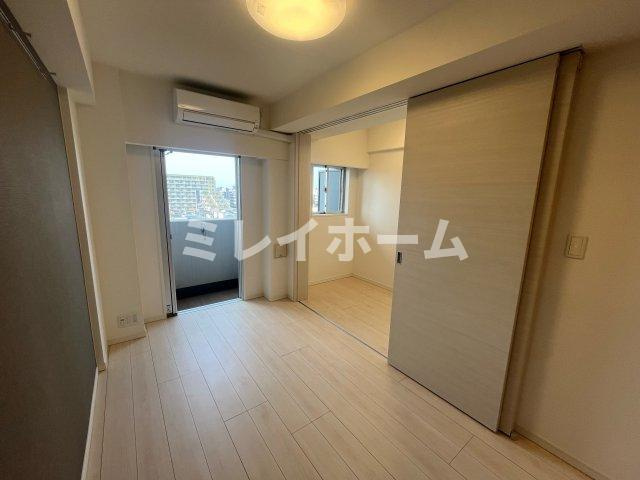 アジールコート蒲田の居間・リビング|同建物内別のお部屋の参考写真になります。