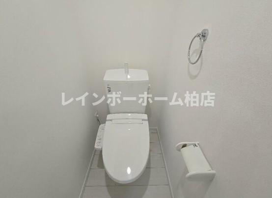 特典：仲介手数料が無料です!!のトイレ