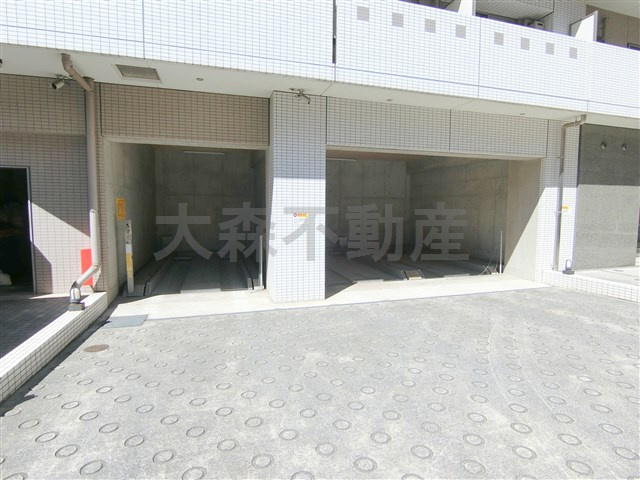 サンピエス大森の駐車場