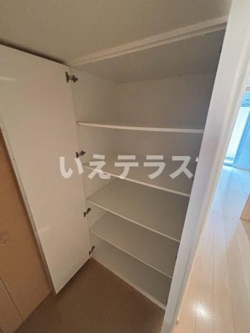 トア山手ザ・神戸タワーの収納