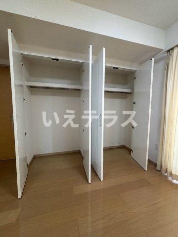 トア山手ザ・神戸タワーの収納
