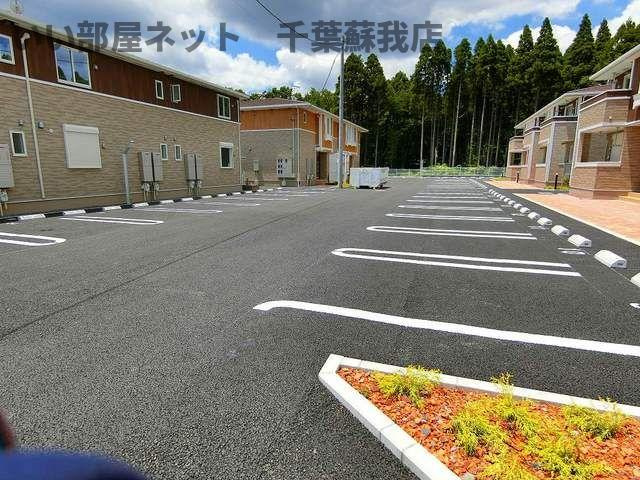 ティフォレストⅠの駐車場|駐車場に車を止められます