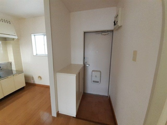 ファミールコートⅡの玄関