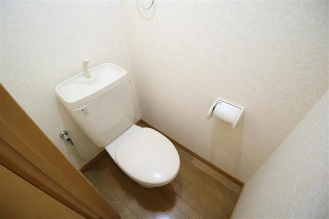 コンフォール蘇我のトイレ