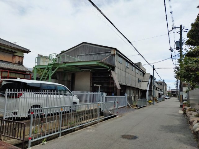 今在家町売倉庫・工場の外観