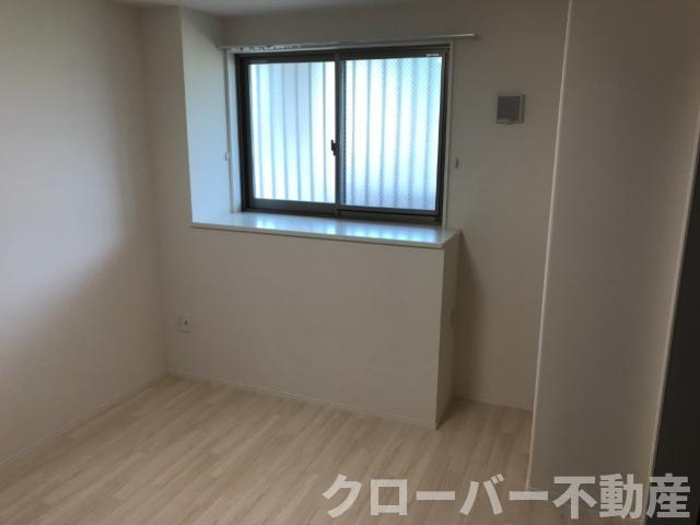 MARUKATSU UTAZUの内装|洋室