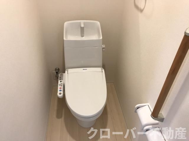 MARUKATSU UTAZUのトイレ|シャワー付トイレ