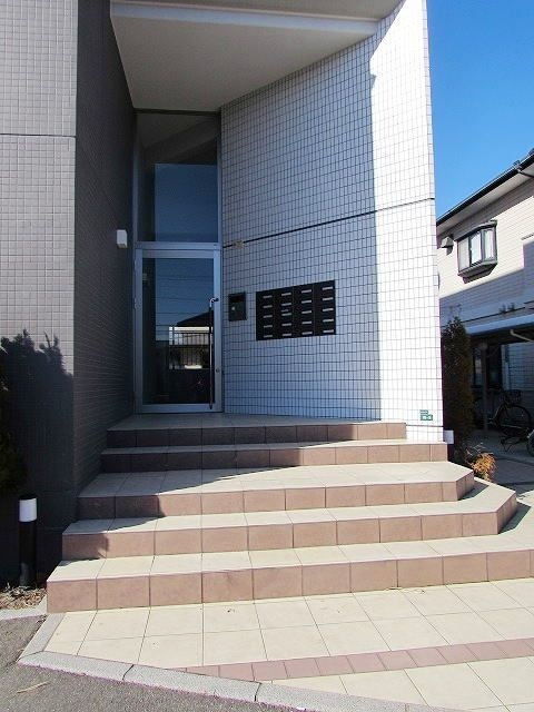 アンジュ　グリシーヌのエントランス