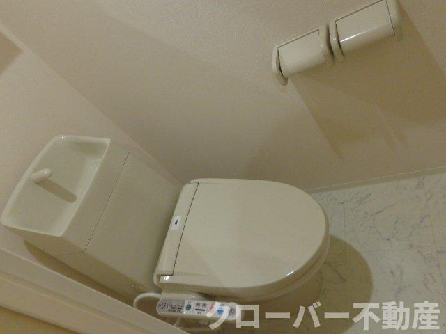 アリエルのトイレ|シャワー付トイレ