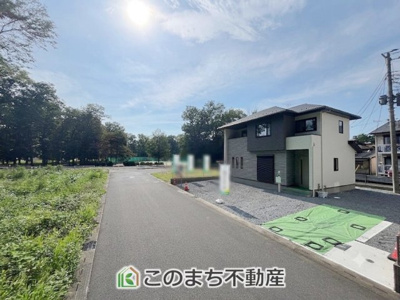 【前面道路含む現地写真】 | クライン小山市塚崎1期　  | 前面道路が広いので、陽当り・解放感◎になっております！