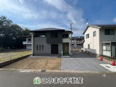 【駐車場】 | クライン小山市塚崎1期　  | 横並びにお車を2台駐車可能です☆

