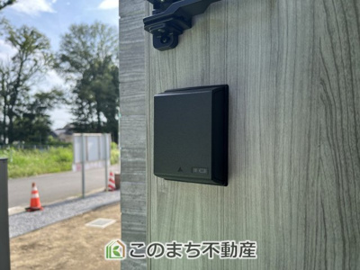 【防犯設備】 | クライン小山市塚崎1期　  | ディンプル＆電子キーで防犯性の高い玄関です☆