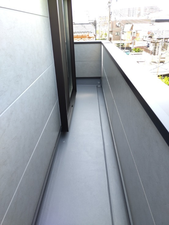 西宮市南甲子園2丁目　新築一戸建のバルコニー