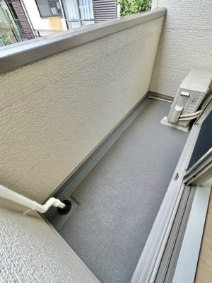【バルコニー】 | ＡＤＤＲＥＳＳ　２１１ | 外からの目が気にならないバルコニーで洗濯物が干せます