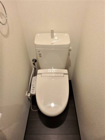 ルームズ中野B棟のトイレ|同シリーズ使用