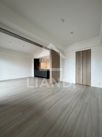 S-RESIDENCE大手門awesomeの居間・リビング|S-RESIDENCE大手門awesome