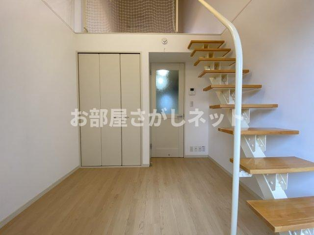 カーサベルデ中野【おとり物件なし】#学生・社会人にオススメ！初期費用分割払いOK！の居間・リビング|※参考写真（204号室）