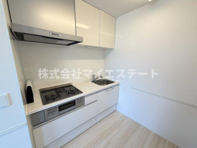 【キッチン】 | グランツェーレ若草 | 同型物件