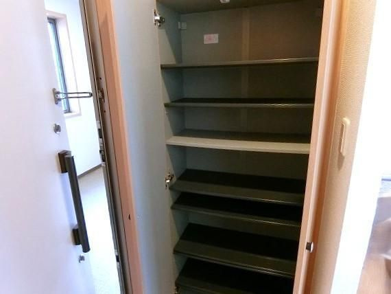フレシールつくしが丘の収納|専用の収納スペースです