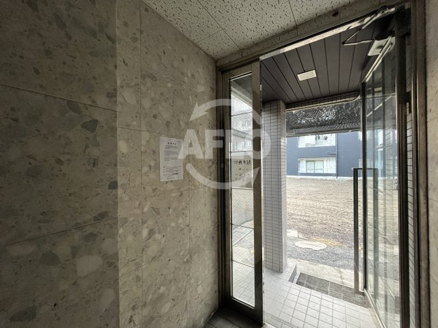 レジデンス三津屋のロビー|レジデンス三津屋　ロビー
