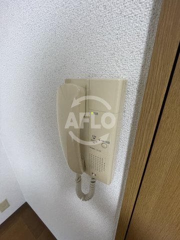 ローレル関大前のセキュリティ|インターホン
