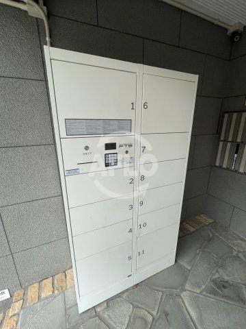 ローレル関大前の設備|宅配ボックス