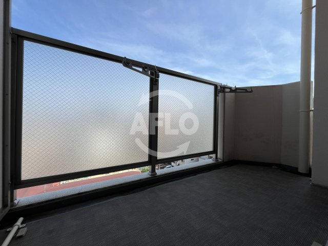 アリビオ江坂垂水町のバルコニー|アリビオ江坂垂水町　バルコニー