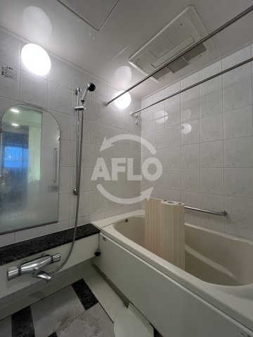 プレサンス新大阪ステーションフロントの浴室|浴室