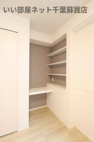 おゆみ野中央６丁目アパートの洋室|広々とした洋室です