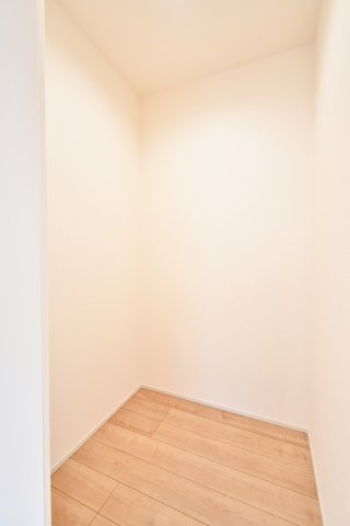 蓮田市藤ノ木第５　全３棟　３号棟の収納|ストレージルーム