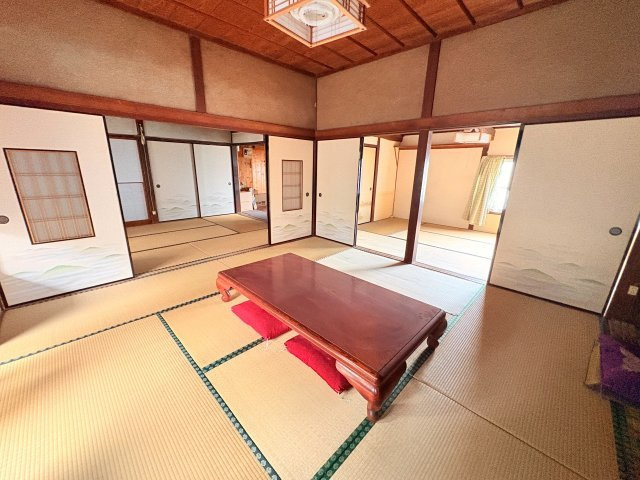 みやま市高田町田尻 敷地面積300坪以上　平屋の和室