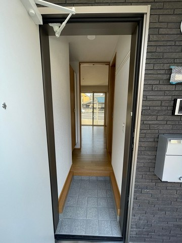 アベニール（大畑町）の玄関