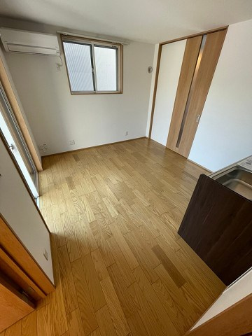 アベニール（大畑町）の居間・リビング