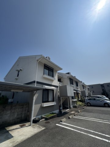 ガーデン・スマA棟の外観