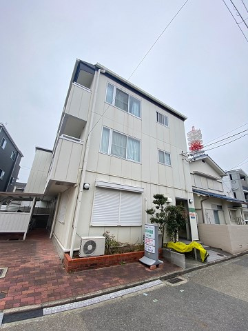 プティ・ソンムの外観