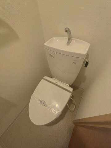 ジュネーゼグラン上本町のトイレ