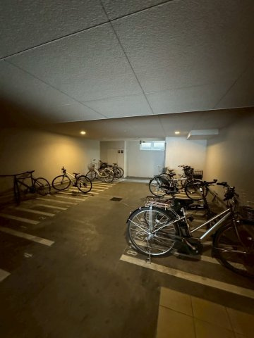 ジュネーゼグラン上本町のその他共用部分