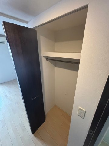 大阪市西区江戸堀１丁目の賃貸マンションの収納