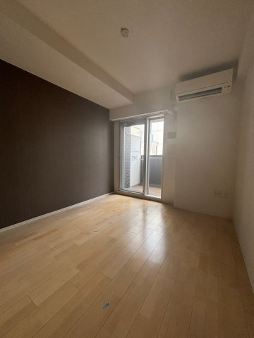 大阪市西区江戸堀１丁目の賃貸マンションの居間・リビング