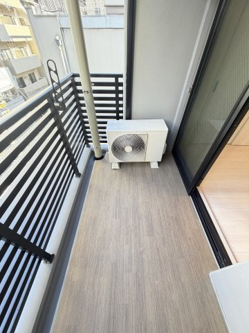 ArtizA瓦屋町Ⅰのバルコニー