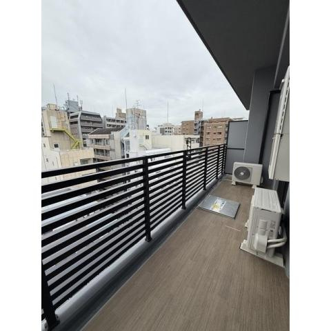 ArtizA瓦屋町Ⅰのバルコニー
